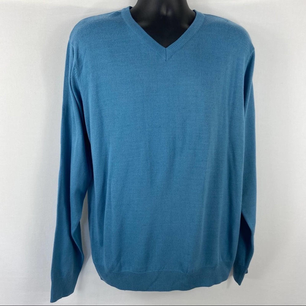 NWT Capsule Men Sweater size Large